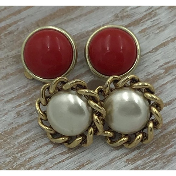 Jewelry - Vintage Clip On Earrings Bundle Red Cabochon Gold Tone‎ Faux Pearl Rope Border